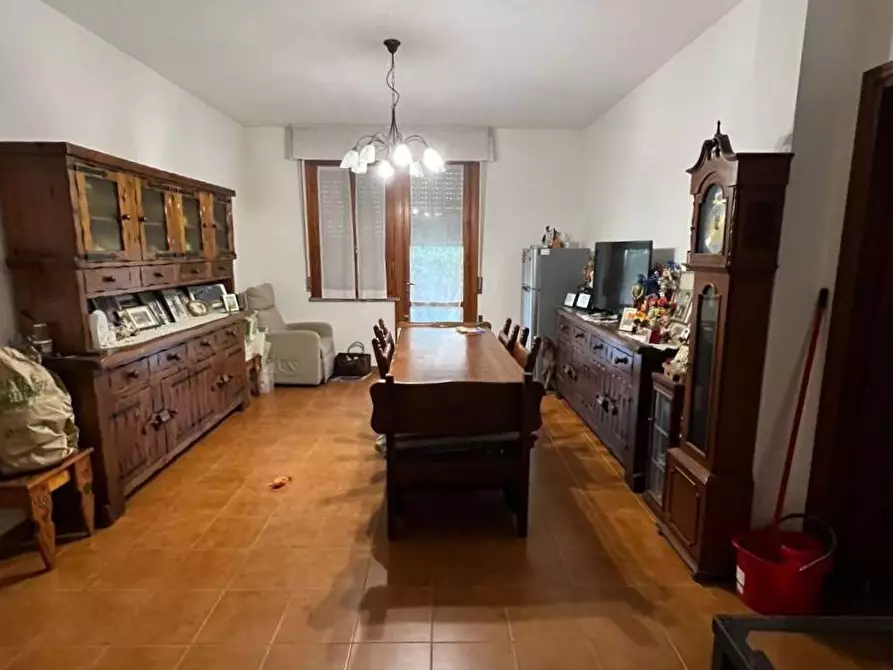 Immagine 3 di Appartamento in vendita  in via degli ontani 33 a Viareggio