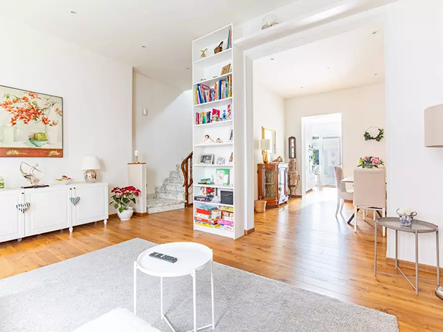 Immagine 3 di Casa indipendente in vendita  in via pucci 50 a Viareggio