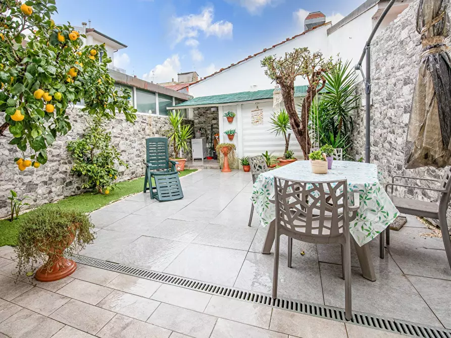 Immagine 11 di Casa indipendente in vendita  in via pucci 50 a Viareggio