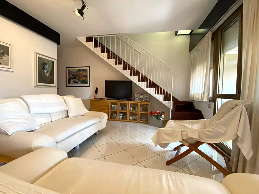 Immagine 24 di Attico in vendita  in via san giovanni bosco 195 a Viareggio