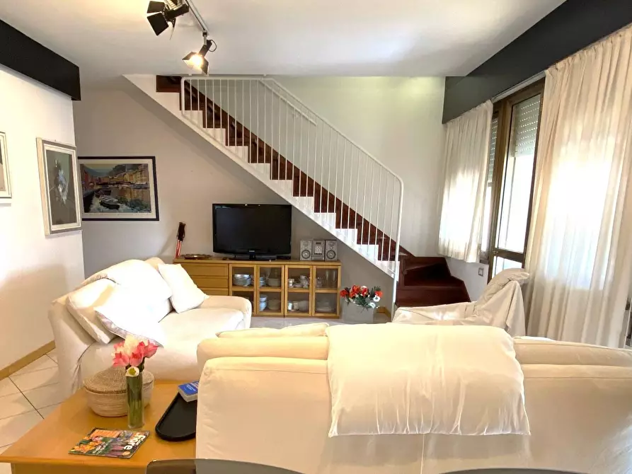 Immagine 28 di Attico in vendita  in via san giovanni bosco 195 a Viareggio