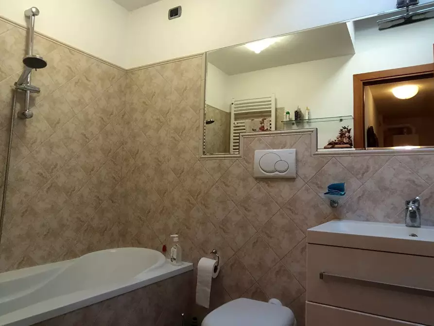 Immagine 31 di Appartamento in vendita  in via san lazzaro 10 a Camaiore