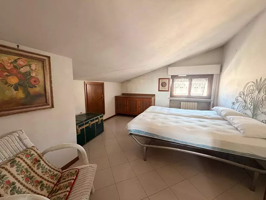 Immagine 15 di Villa in vendita  in via arrighi 10 a Viareggio