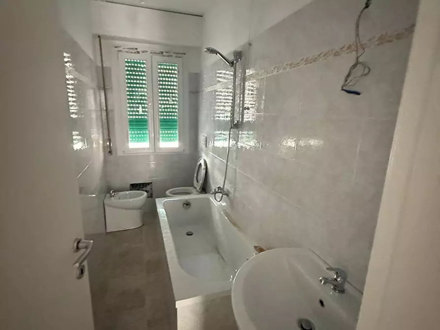 Immagine 7 di Appartamento in vendita  in via san martino 328 a Viareggio