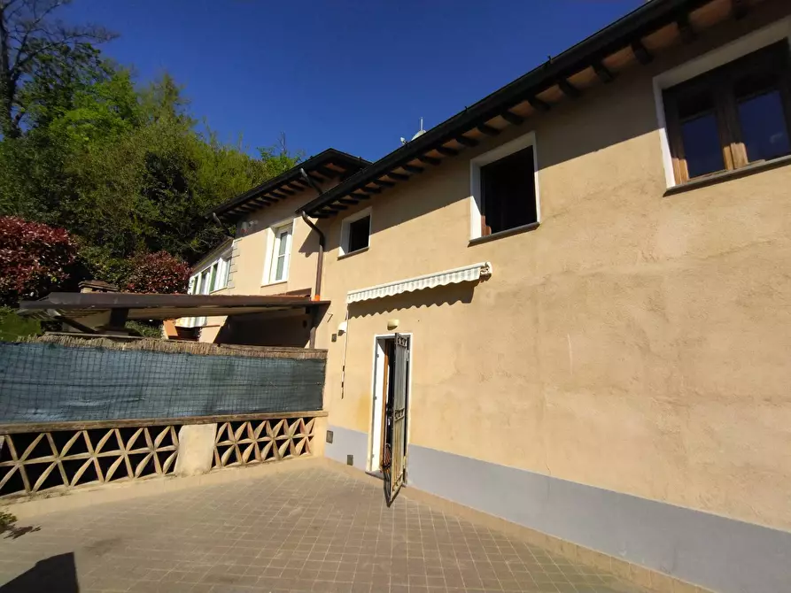 Immagine 4 di Villetta a schiera in vendita  in via Carignoni 55 a Camaiore