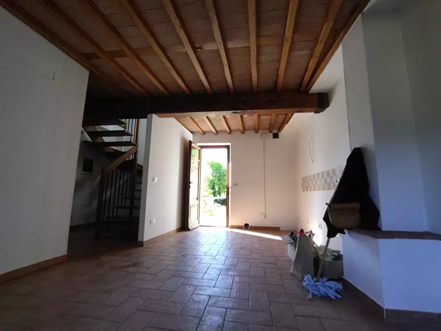 Immagine 12 di Villetta a schiera in vendita  in via Carignoni 55 a Camaiore