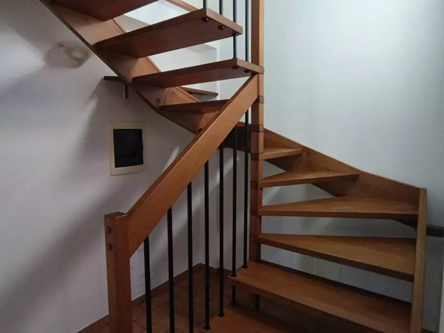 Immagine 18 di Villetta a schiera in vendita  in via Carignoni 55 a Camaiore