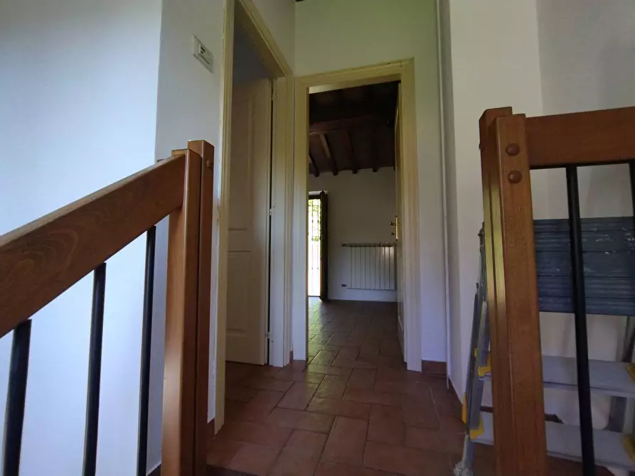 Immagine 20 di Villetta a schiera in vendita  in via Carignoni 55 a Camaiore