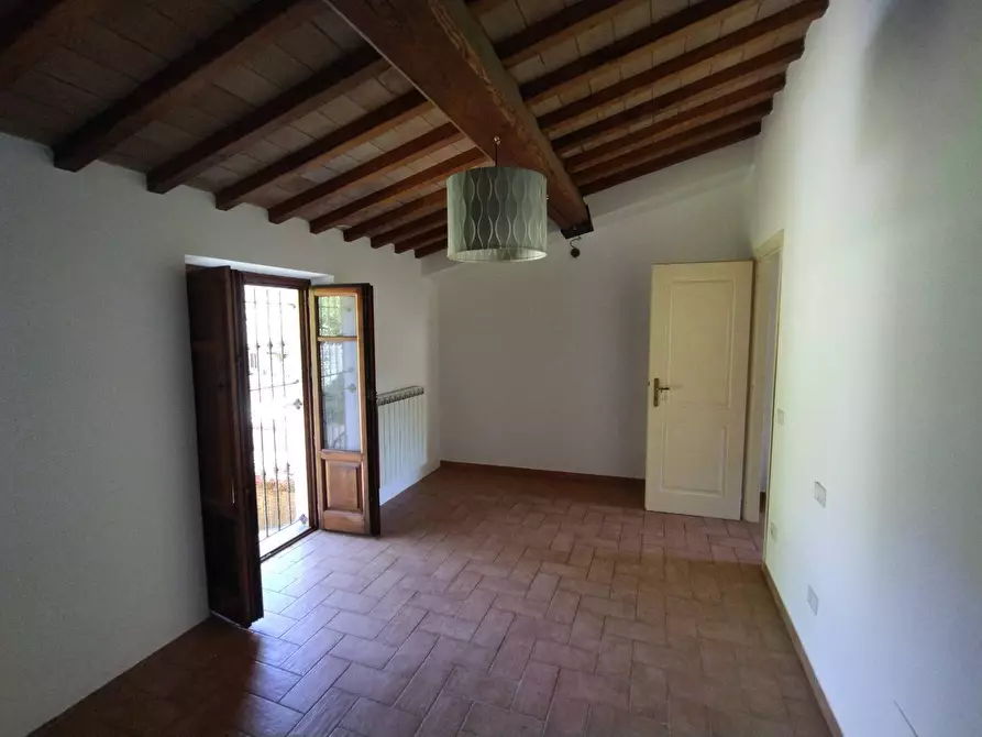 Immagine 24 di Villetta a schiera in vendita  in via Carignoni 55 a Camaiore