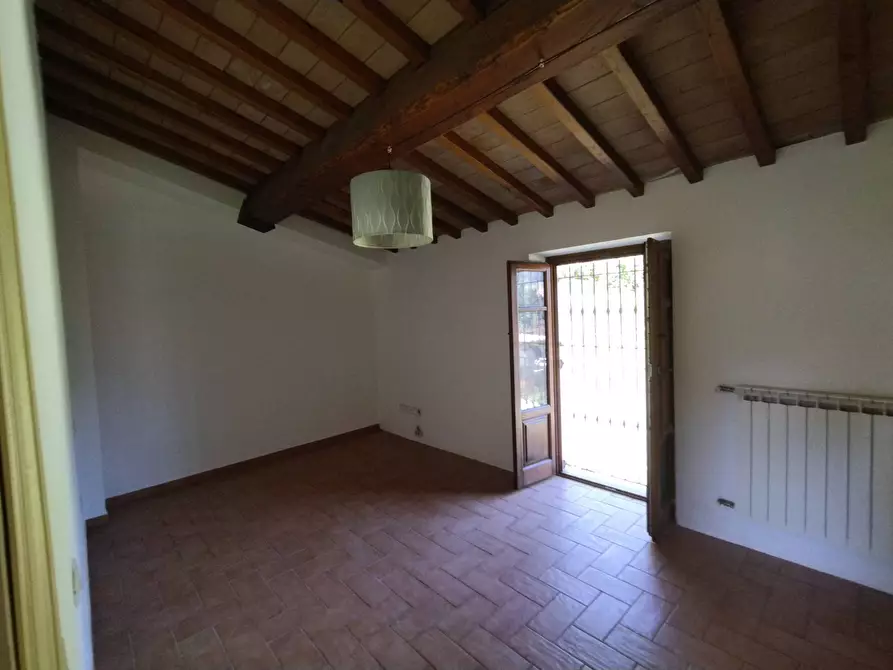 Immagine 26 di Villetta a schiera in vendita  in via Carignoni 55 a Camaiore