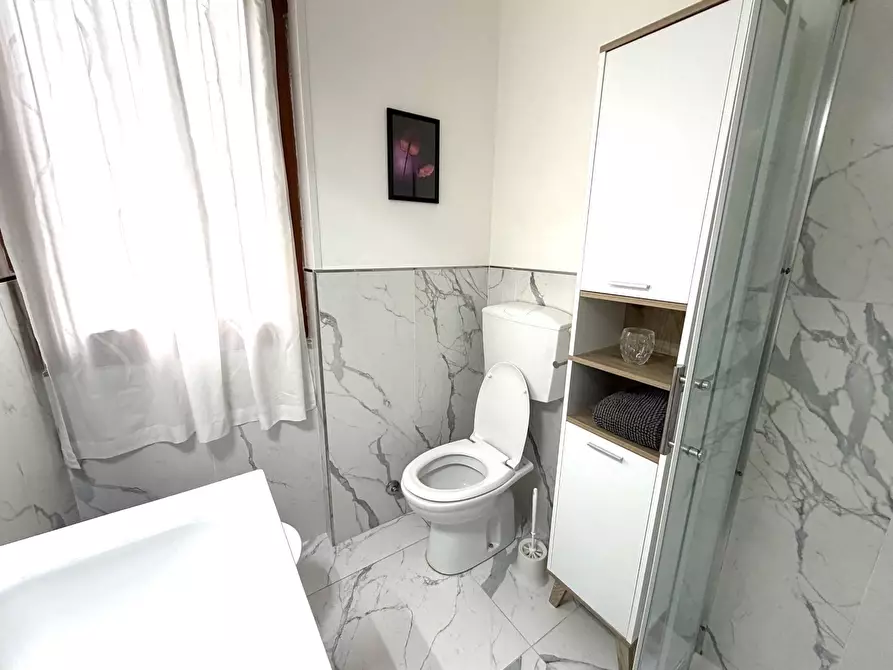 Immagine 16 di Attico in vendita  in via udine 100 a Viareggio