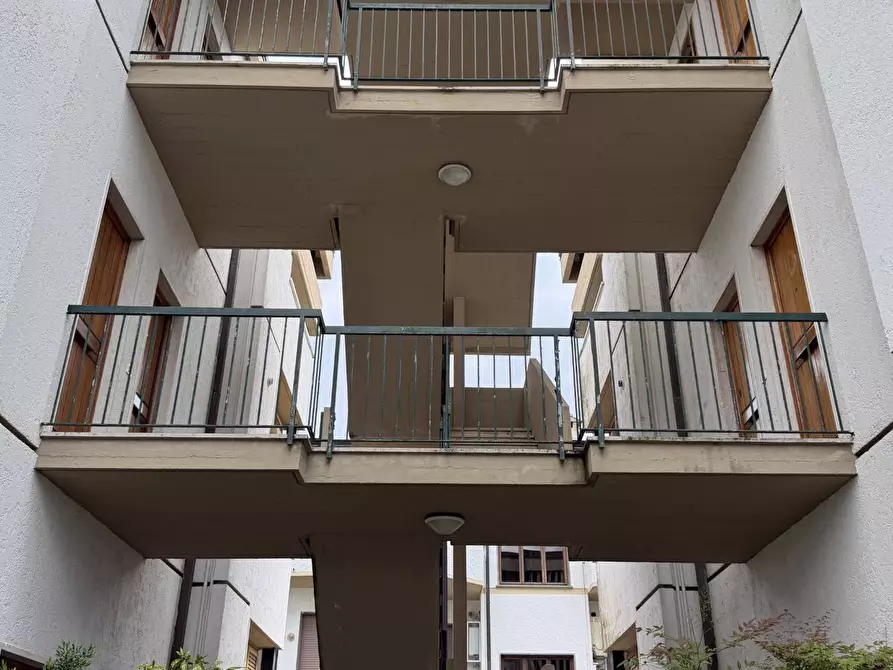 Immagine 21 di Attico in vendita  in via udine 100 a Viareggio
