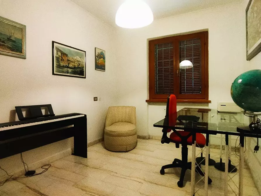 Immagine 18 di Villa in vendita  in via macchia monteggiorini a Camaiore