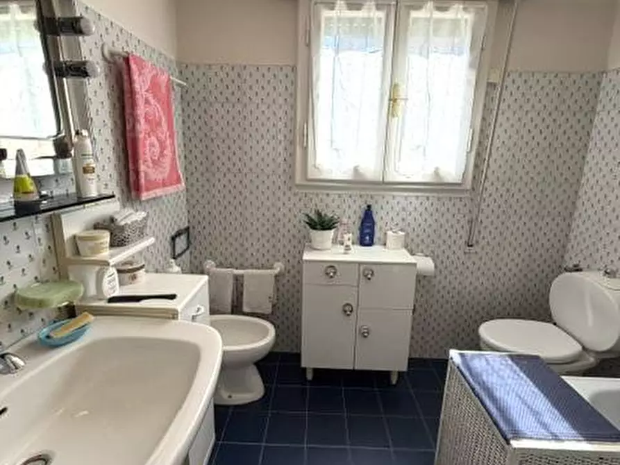 Immagine 7 di Casa indipendente in vendita  in via Pascoli 33 a Viareggio