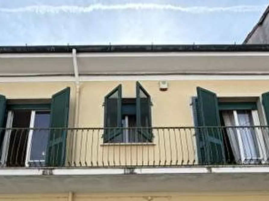 Immagine 8 di Casa indipendente in vendita  in via Pascoli 33 a Viareggio