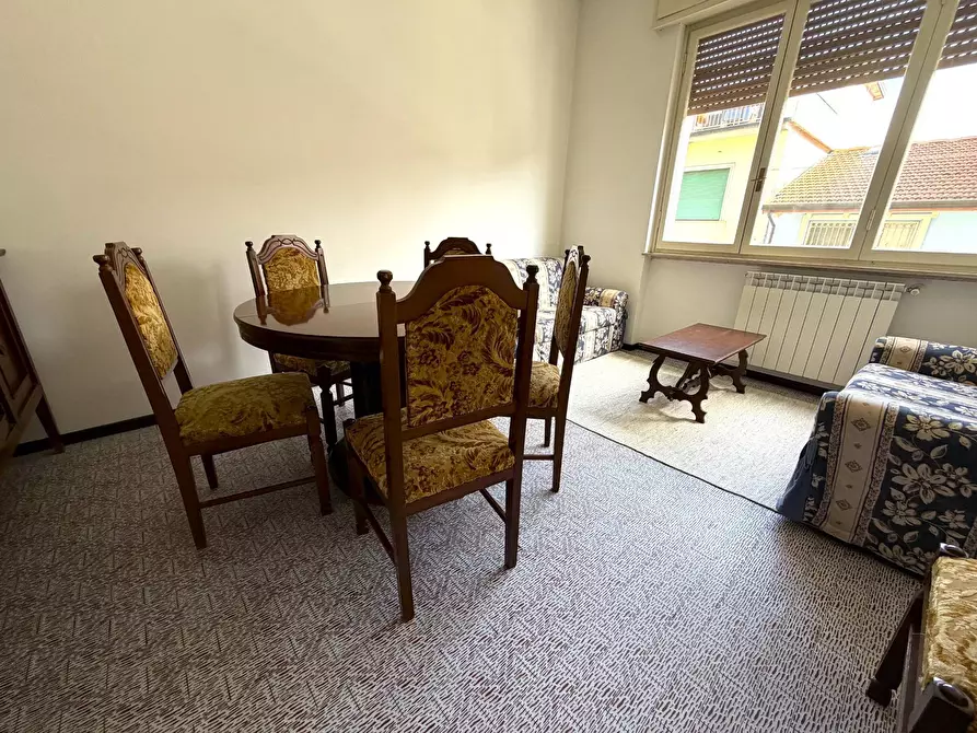 Immagine 3 di Appartamento in vendita  in via verdi 230 a Viareggio