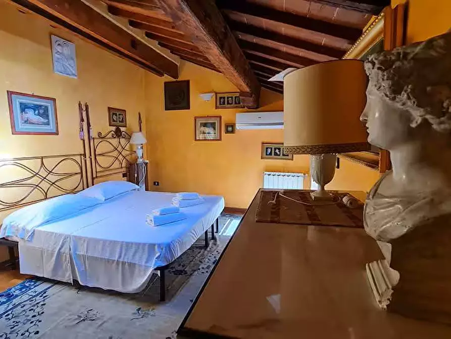 Immagine 15 di Attico in vendita  in via della vigna nuova 57 a Firenze