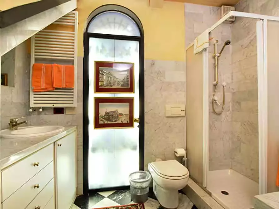 Immagine 17 di Attico in vendita  in via della vigna nuova 57 a Firenze