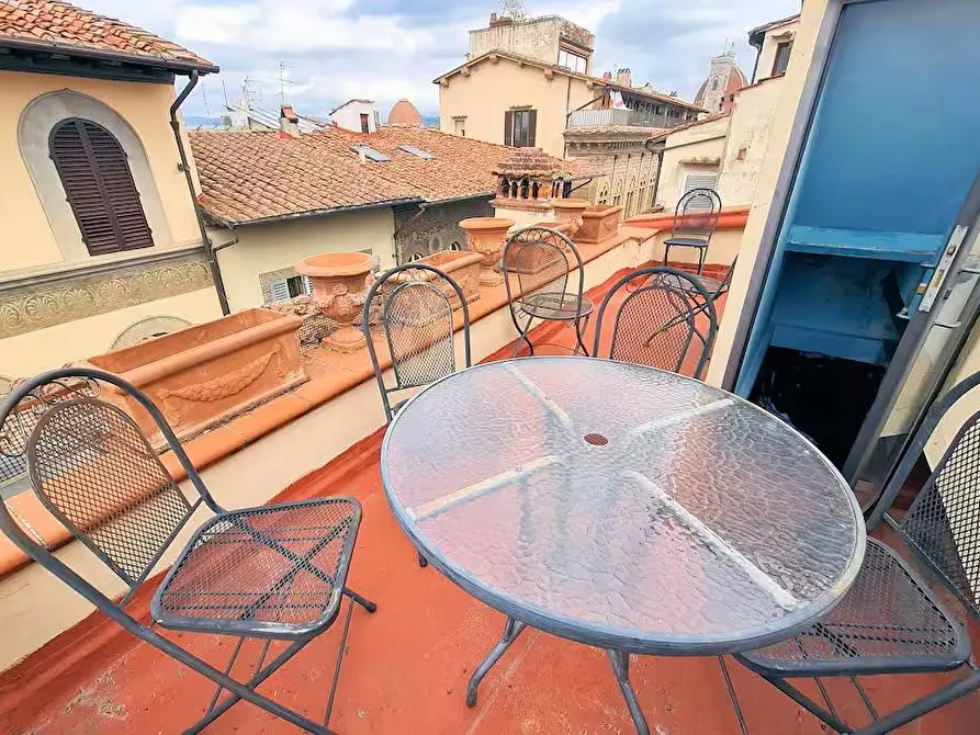 Immagine 22 di Attico in vendita  in via della vigna nuova 57 a Firenze