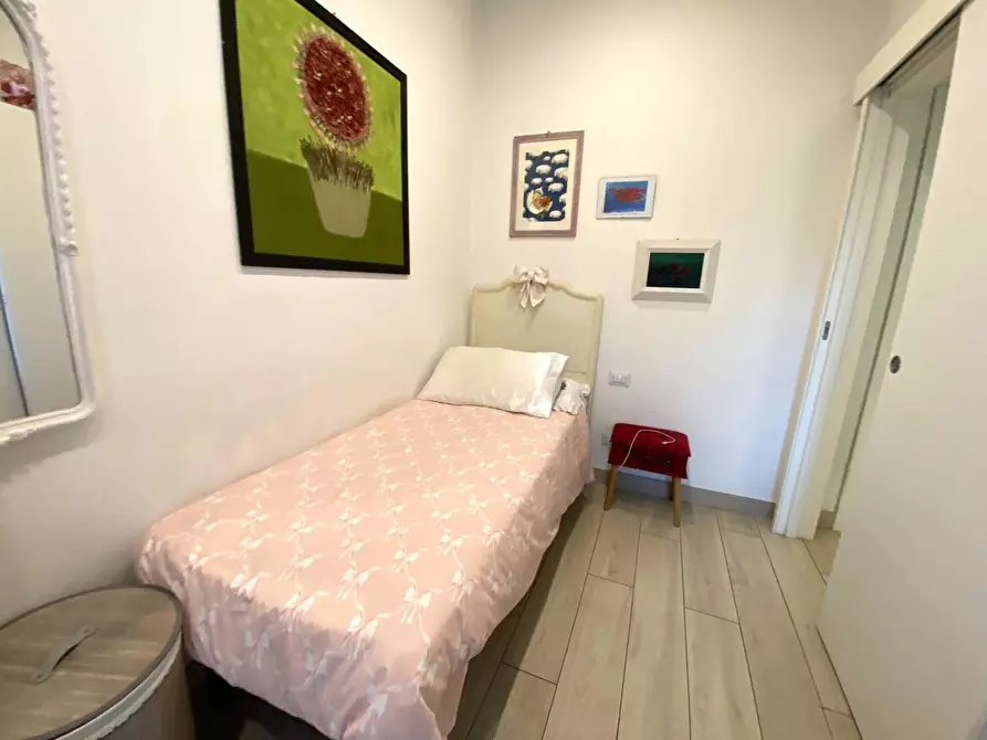 Immagine 10 di Appartamento in vendita  in via sant'Antonio 33 a Viareggio