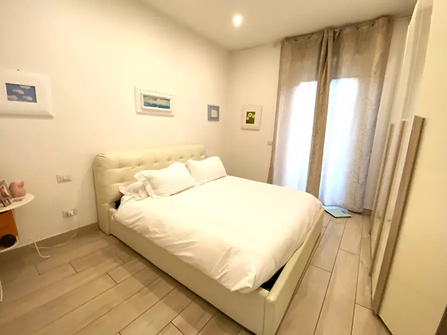 Immagine 11 di Appartamento in vendita  in via sant'Antonio 33 a Viareggio