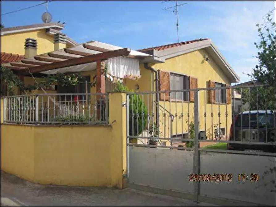 Immagine 4 di Casa indipendente in vendita  in via ritomboli 33 a Massarosa