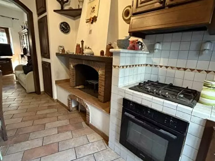 Immagine 12 di Casa indipendente in vendita  in via Coppino 55 a Viareggio