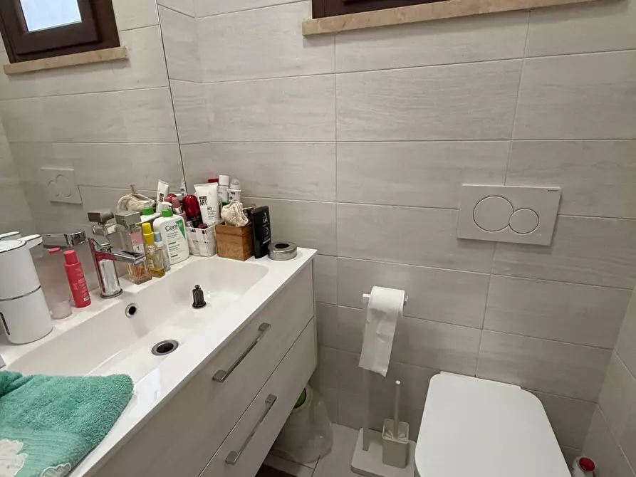 Immagine 19 di Villetta a schiera in vendita  in via butterfly 301 a Viareggio