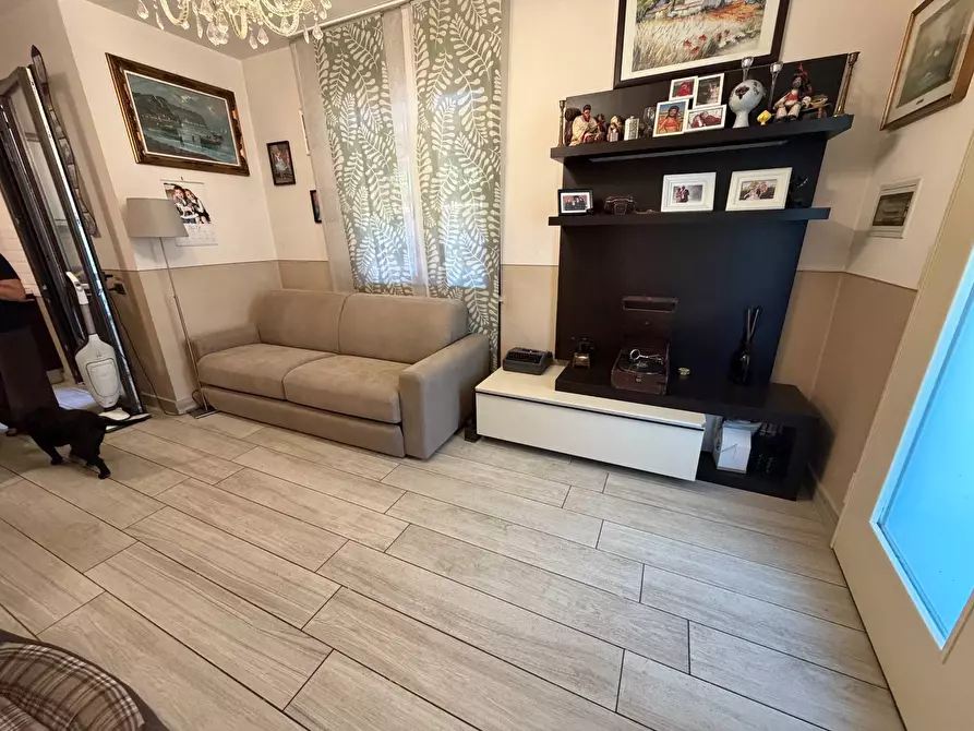 Immagine 5 di Villetta a schiera in vendita  in via butterfly 301 a Viareggio