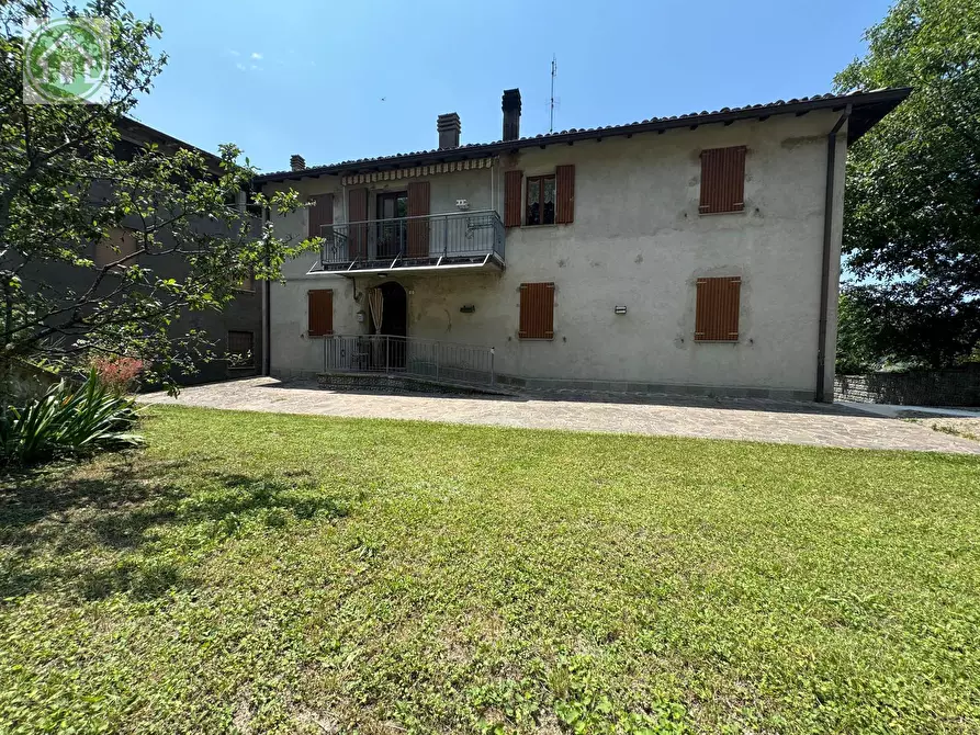 Immagine 1 di Casa semindipendente in vendita  a Pavullo Nel Frignano