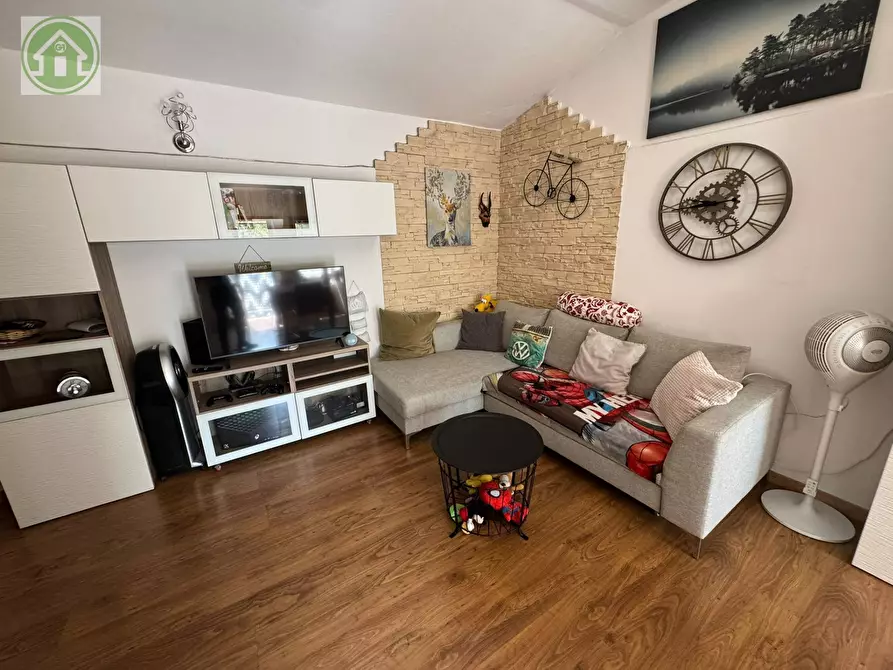 Immagine 3 di Appartamento in vendita  in Via Boccaccio a Pavullo Nel Frignano