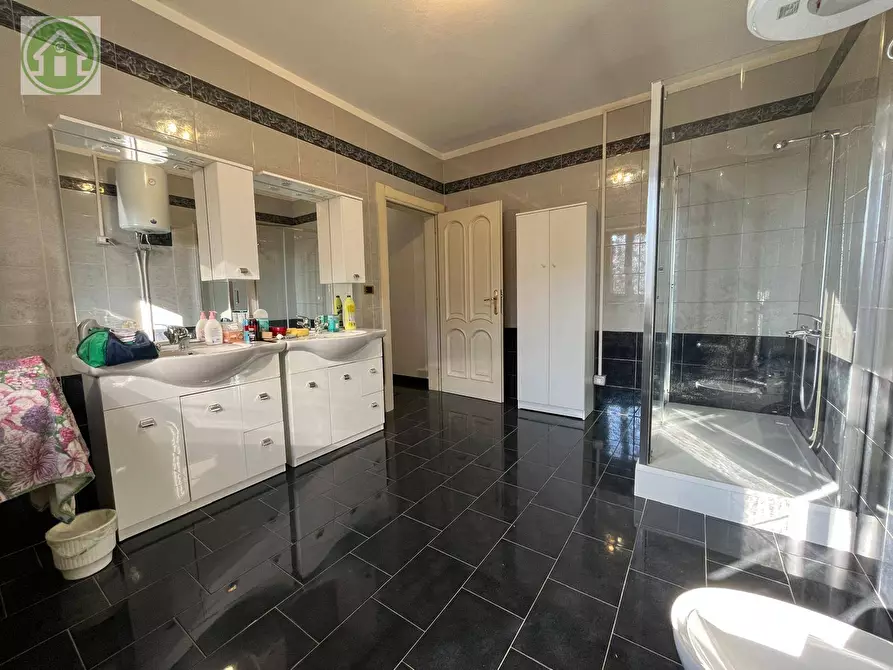 Immagine 21 di Casa indipendente in vendita  a Pavullo Nel Frignano