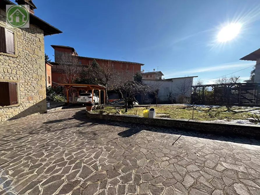 Immagine 3 di Casa indipendente in vendita  a Pavullo Nel Frignano