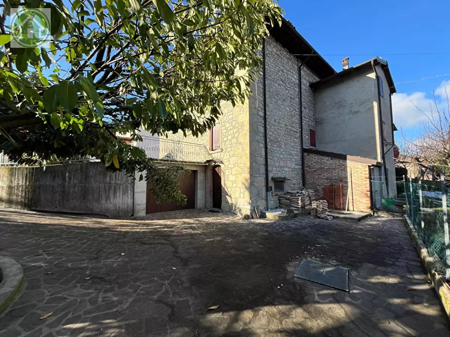 Immagine 6 di Casa indipendente in vendita  a Pavullo Nel Frignano
