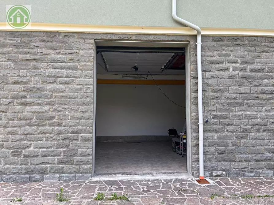 Immagine 36 di Appartamento in vendita  in via 22 aprile a Pavullo Nel Frignano