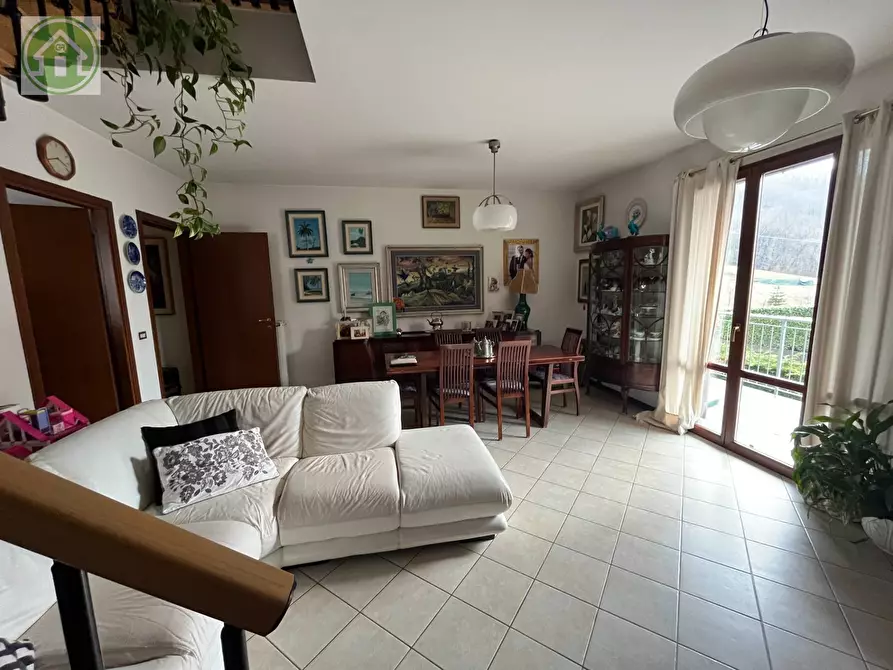 Immagine 5 di Appartamento in vendita  a Pavullo Nel Frignano