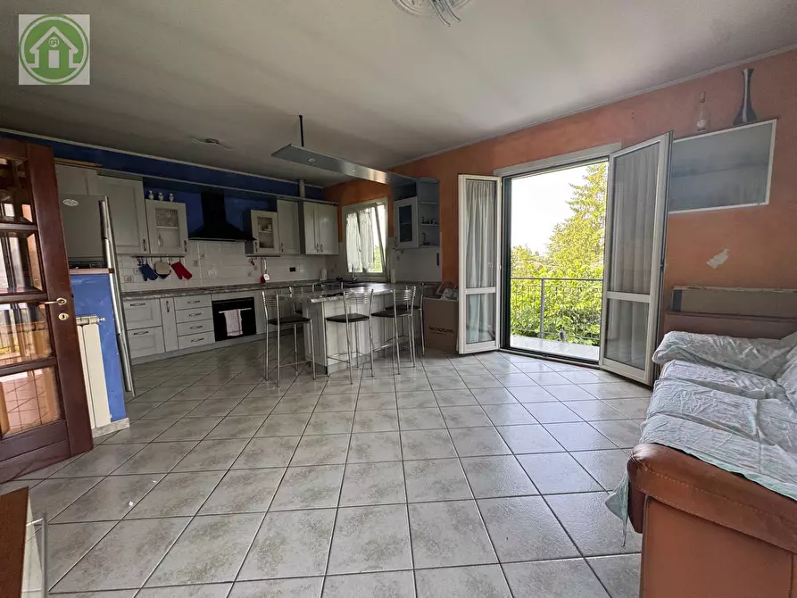 Immagine 3 di Appartamento in vendita  in Via Sandro Pertini a Pavullo Nel Frignano