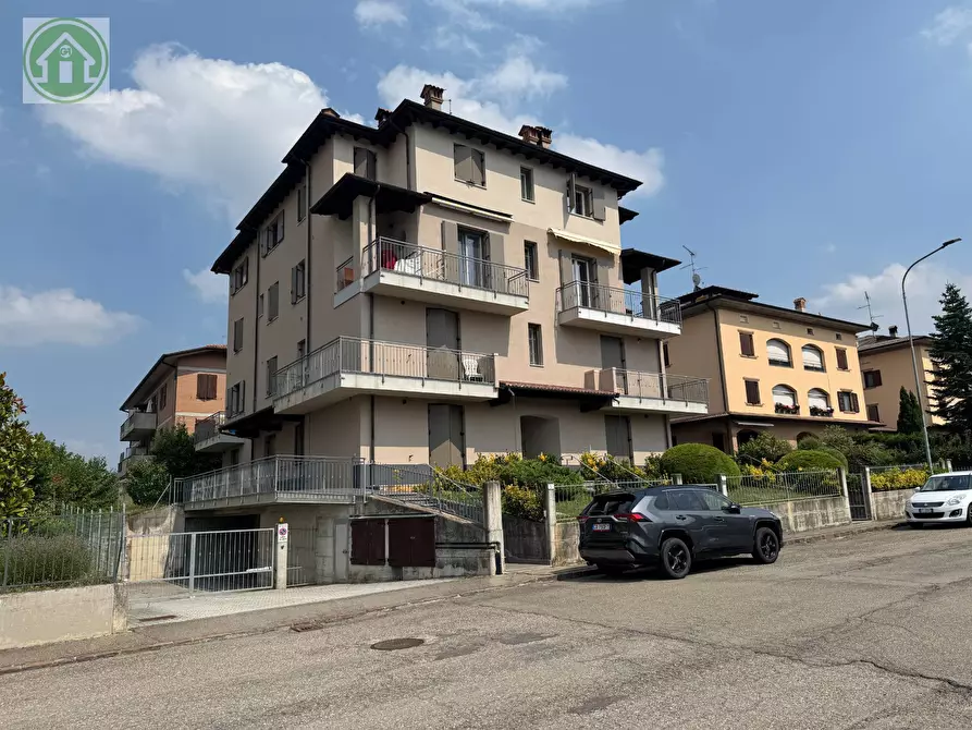 Immagine 30 di Appartamento in vendita  in Via Parini 5 a Pavullo Nel Frignano