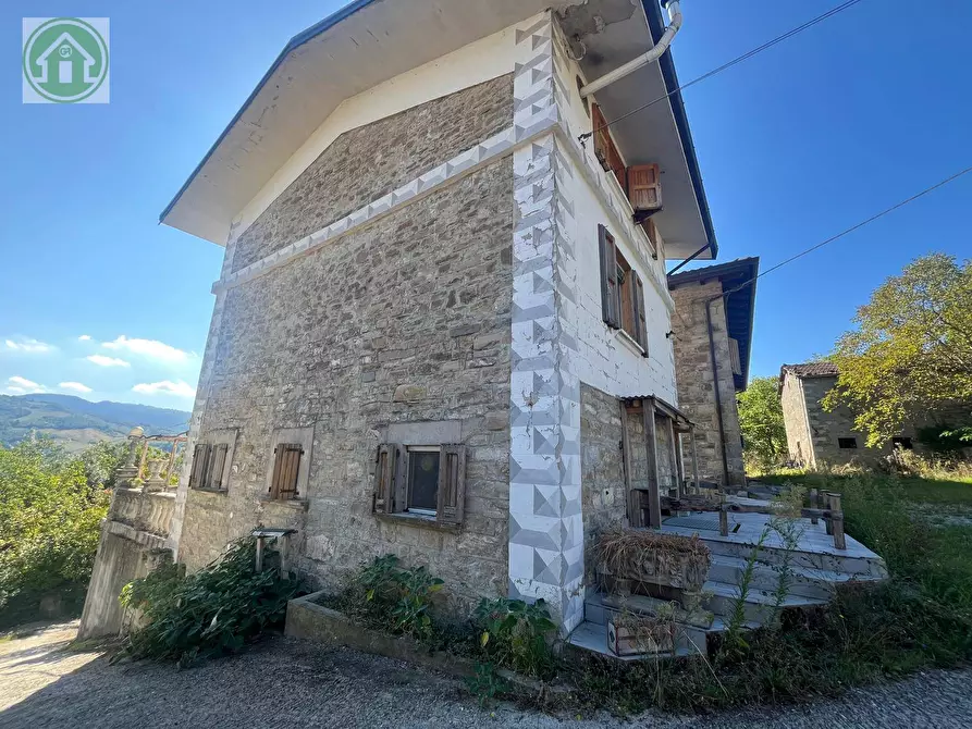Immagine 1 di Casa indipendente in vendita  a Pavullo Nel Frignano