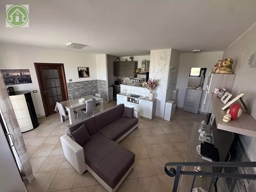Immagine 2 di Appartamento in vendita  a Pavullo Nel Frignano