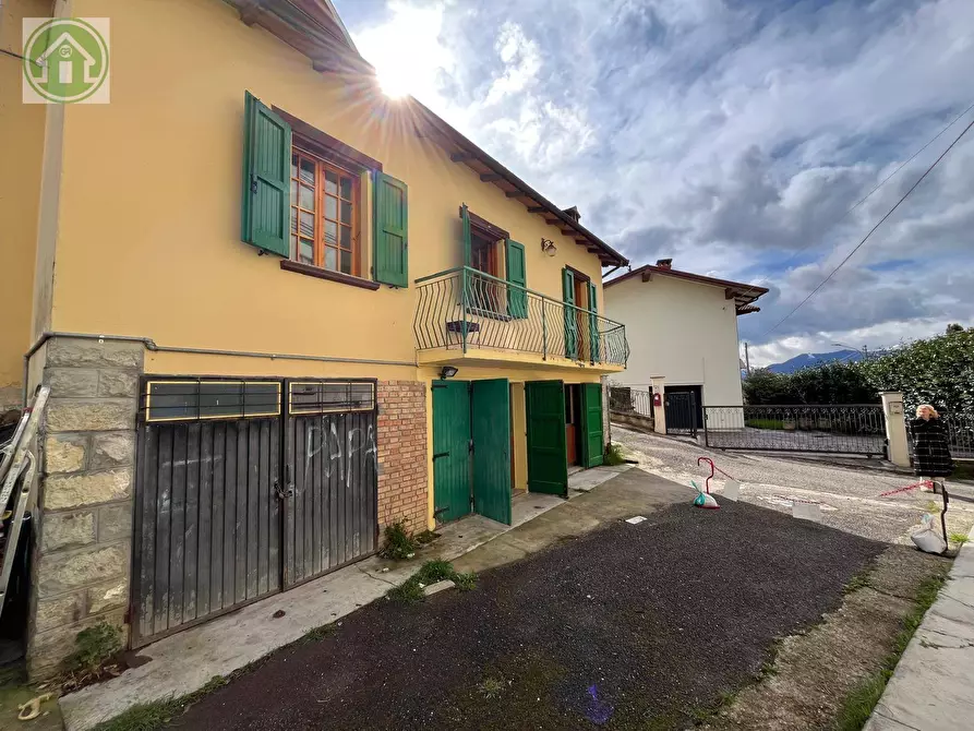 Immagine 2 di Casa indipendente in vendita  a Pavullo Nel Frignano