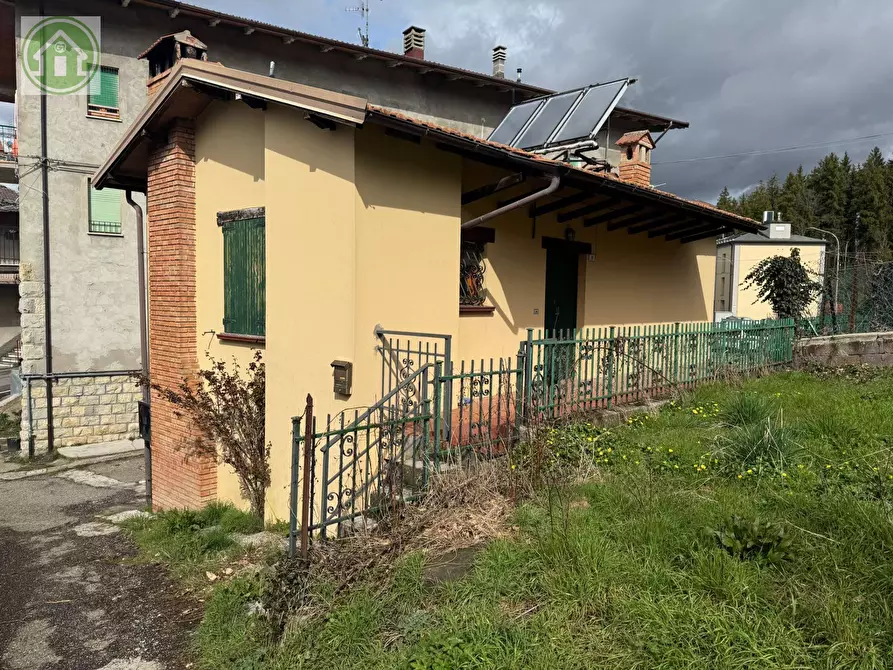 Immagine 17 di Casa indipendente in vendita  a Pavullo Nel Frignano