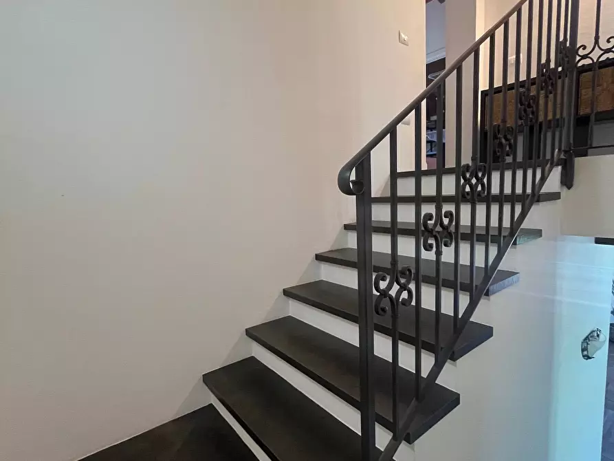 Immagine 32 di Casa indipendente in vendita  a Serramazzoni