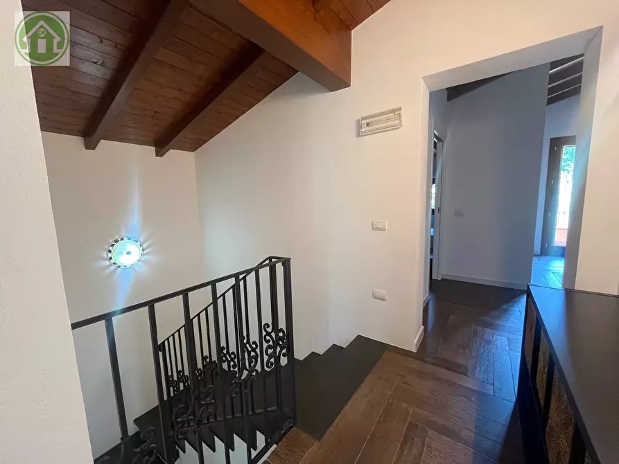 Immagine 34 di Casa indipendente in vendita  a Serramazzoni