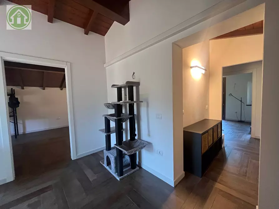 Immagine 41 di Casa indipendente in vendita  a Serramazzoni