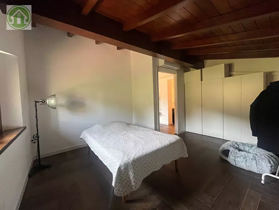 Immagine 51 di Casa indipendente in vendita  a Serramazzoni