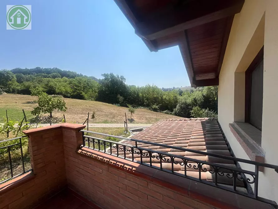 Immagine 49 di Casa indipendente in vendita  a Serramazzoni