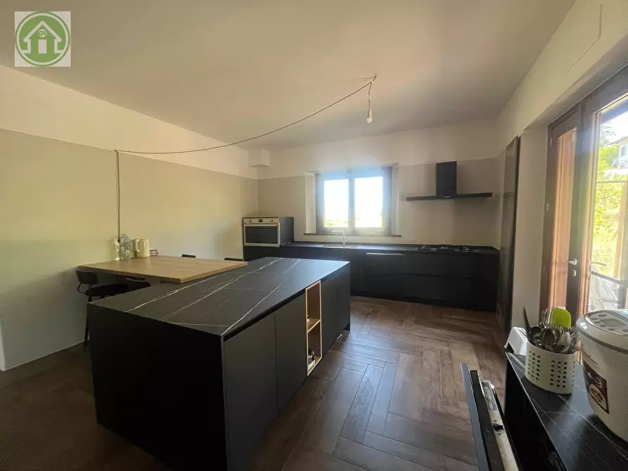 Immagine 29 di Casa indipendente in vendita  a Serramazzoni