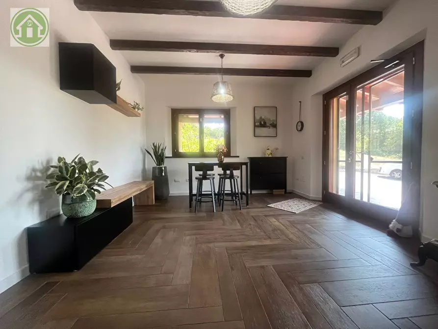Immagine 12 di Casa indipendente in vendita  a Serramazzoni
