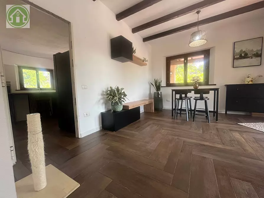 Immagine 11 di Casa indipendente in vendita  a Serramazzoni